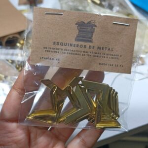 Pack de 12 Esquineros de Metal para Libretas